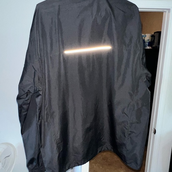 NWT Chicago Blackhawks core365 bud light sponsored 3m jacket size L - Picture 3 of 3